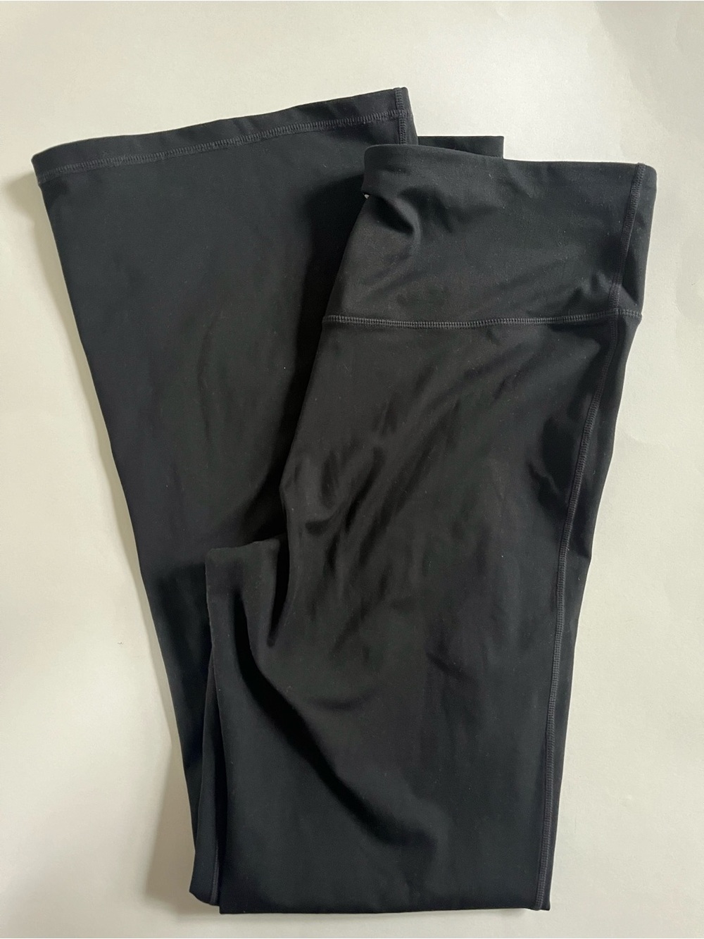 GapFit Studio Sky High Flare Yoga Pants